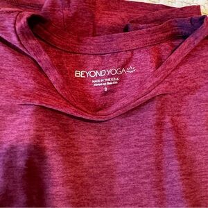 Men’s S Beyond Yoga Featherweight Long-Sleeve Tee